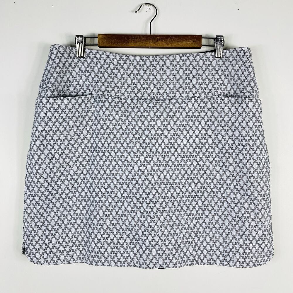 S.C. & Co. Skort XXL 360 Degree Tummy Control Black White